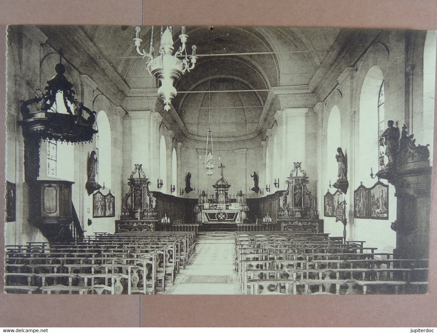 Le Brûly Intérieur De L'église - Couvin