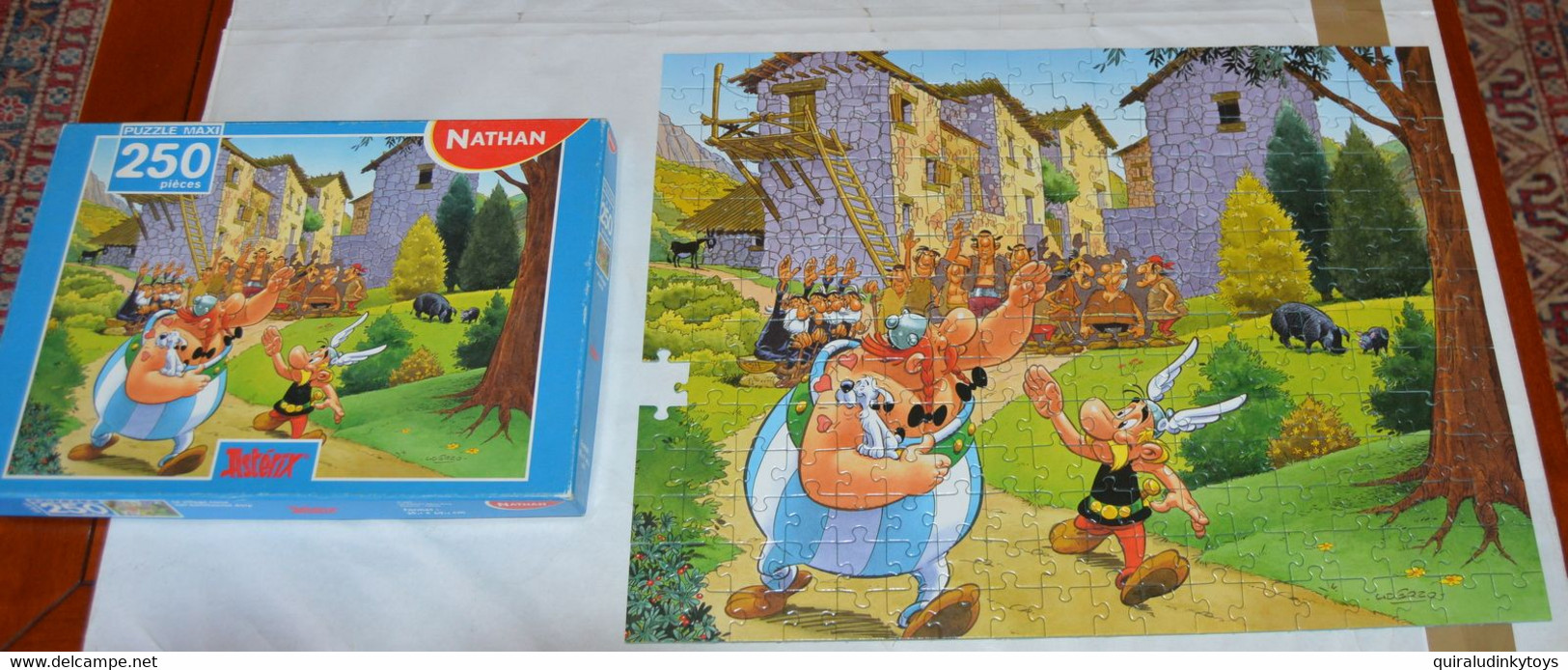 ASTERIX PUZLLE "LE VILLAGE CORSE" 250 Piéces 36,5x49,3  En Bon état Manque 1 Piéce Voir Photos - Puzzles