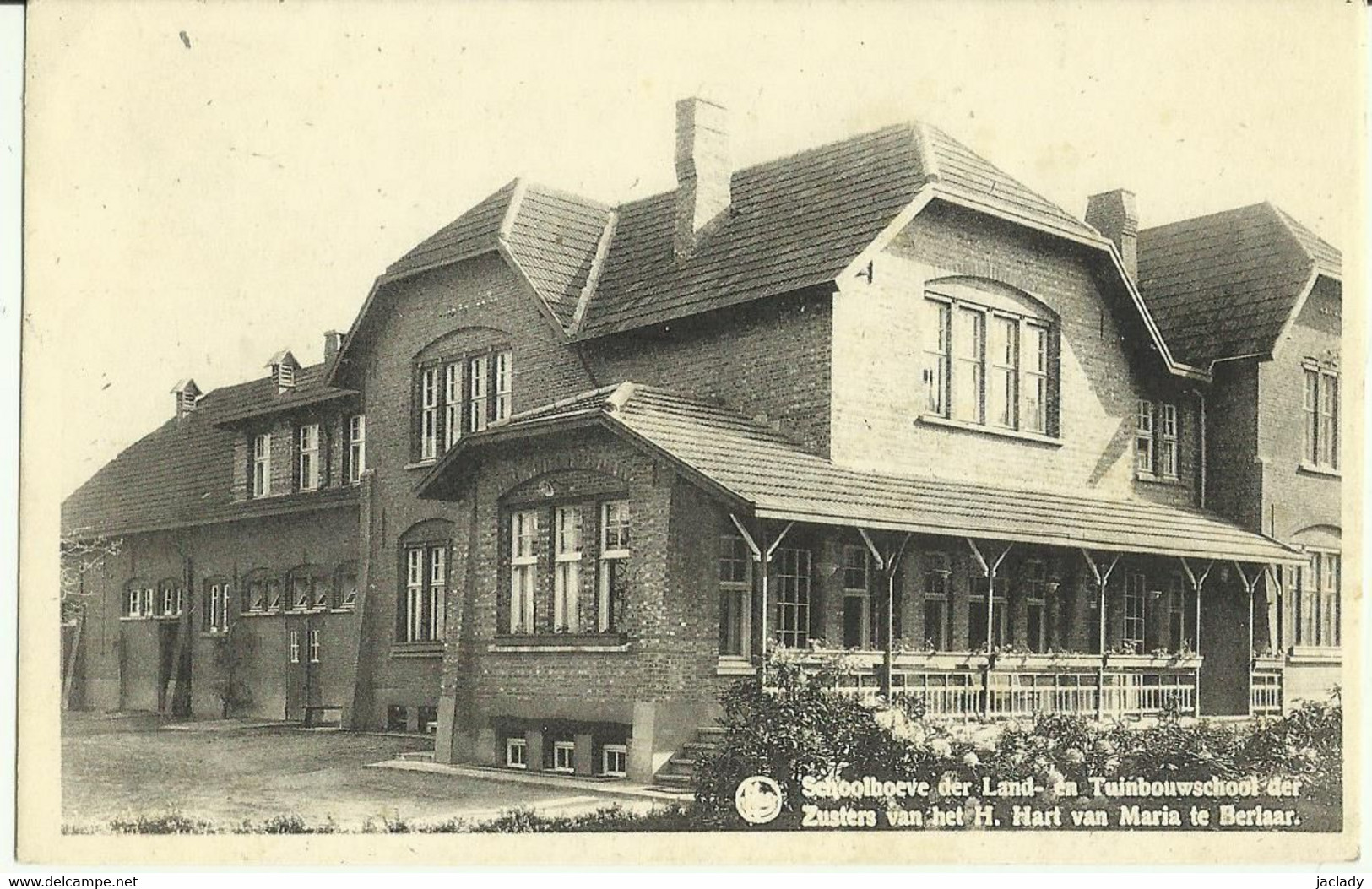 SCHOOLHOEVE DER LAND - EN TUINBOUWSCHOOL DER ZUSTERS VAN HET H. HART VAN MARIA TE BERLAAR     (2 Scans) - Berlaar