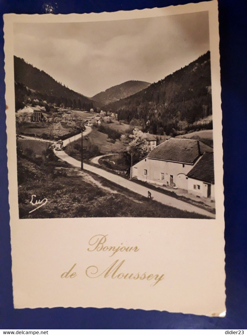 MOUSSEY  CAMION CHARGE DE BOIS LA REOUTE DES CHAVRONS VERS LE COLE DE LA PRAYE LES ROUGES TERRES - Moussey