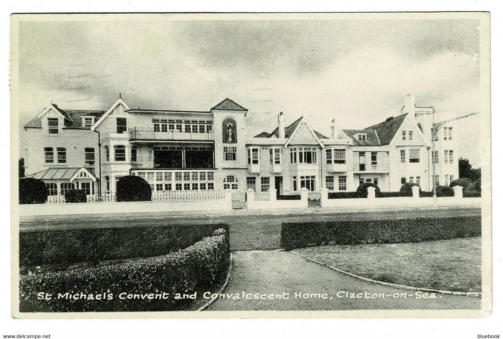 Ref 1431  -  1964 Postcard - St Michael's Convent & Convalescent Home - Clacton-on-Sea Essex - Clacton On Sea