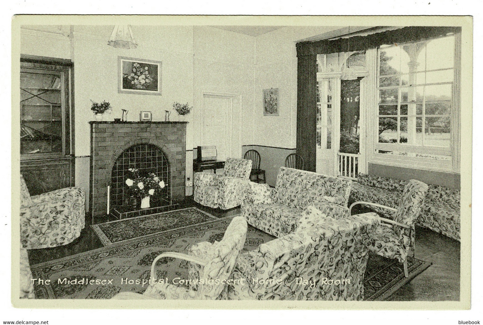 Ref 1431  -  Early Postcard - Middlesex Hospital Convalescent Home Day Room - Clacton-on-Sea - Clacton On Sea