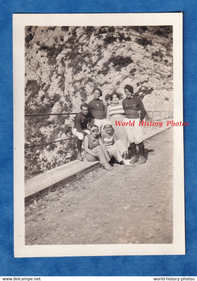 Photo Ancienne Snapshot - Sud De La France , Prés Marseille ? - Portrait De Jeune Fille & Garçon Sportif Ou Militaire - War, Military