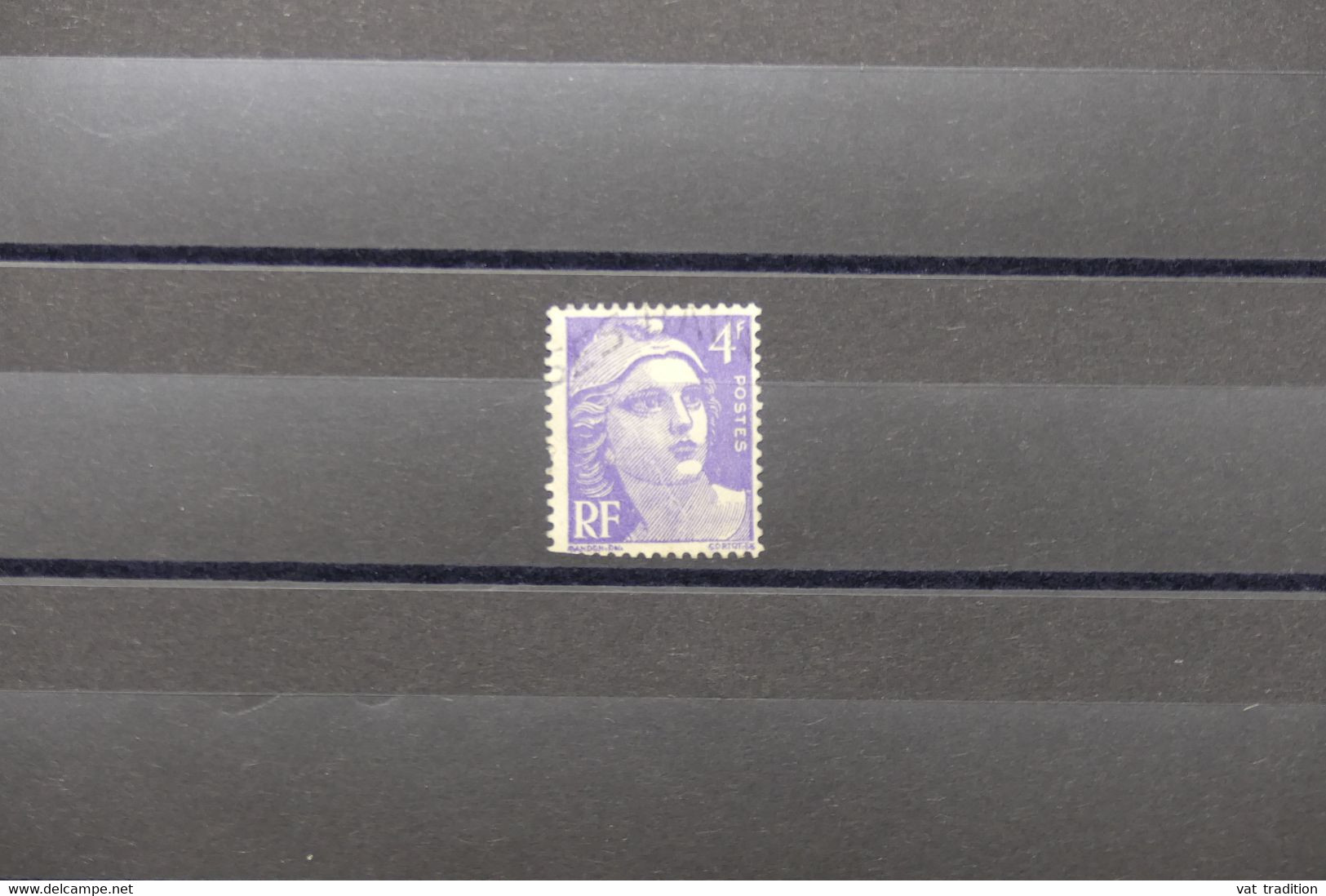 FRANCE - Variété - N° Yvert 718 Type Gandon 4fr - Petit Pli  Accordéon - Oblitéré - L 79278 - Usati