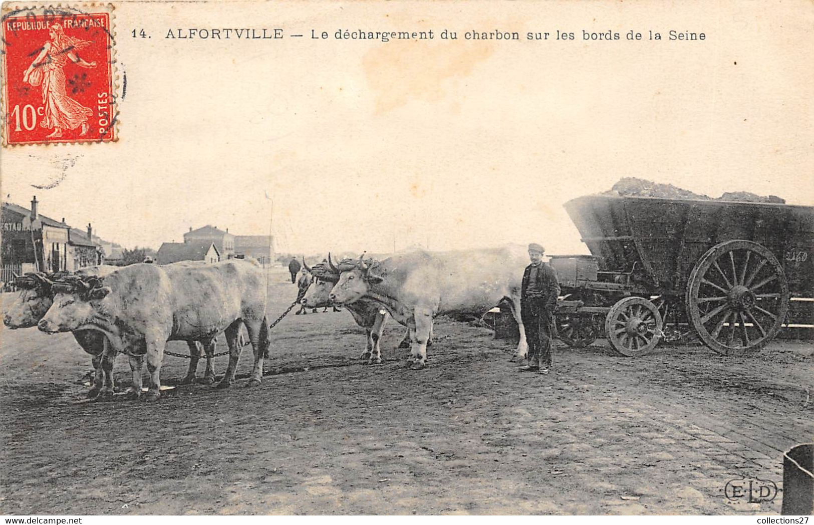 94-ALFORTVILLE-LE DECHARGEMENT DU CHARBON SUR LES BORDS DE LA SEINE - Alfortville