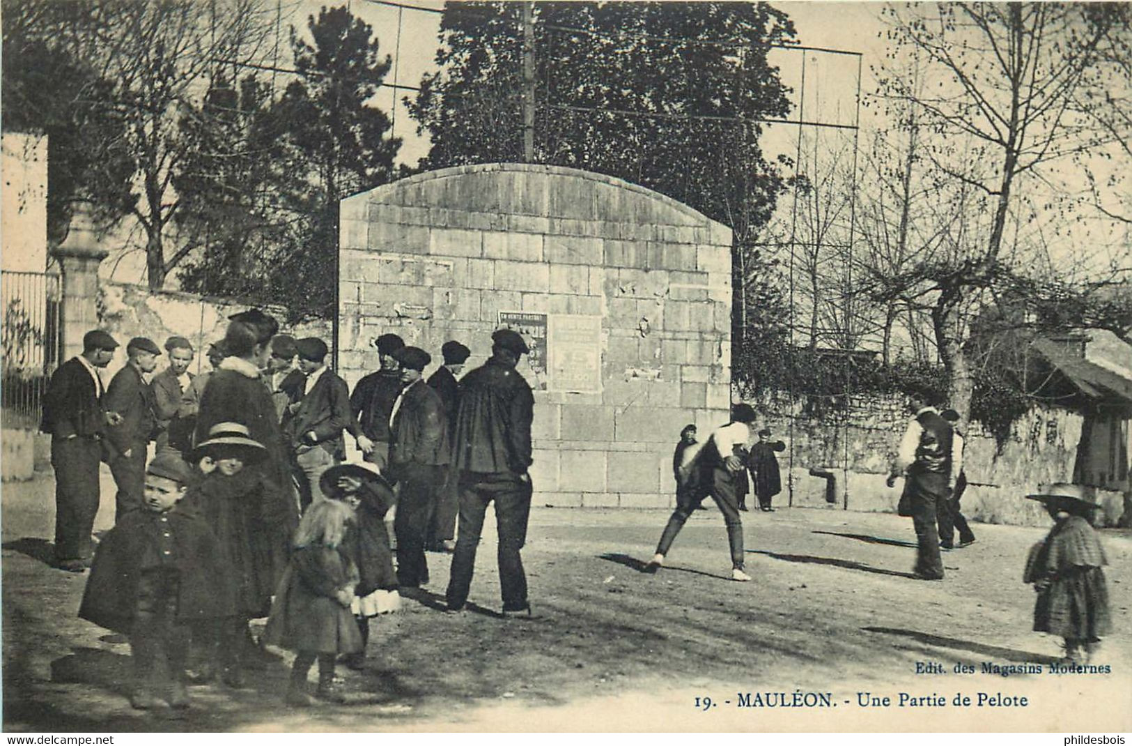 PYRENEES ATLANTIQUES  MAULEON  Une Partie De Pelote - Mauleon Licharre