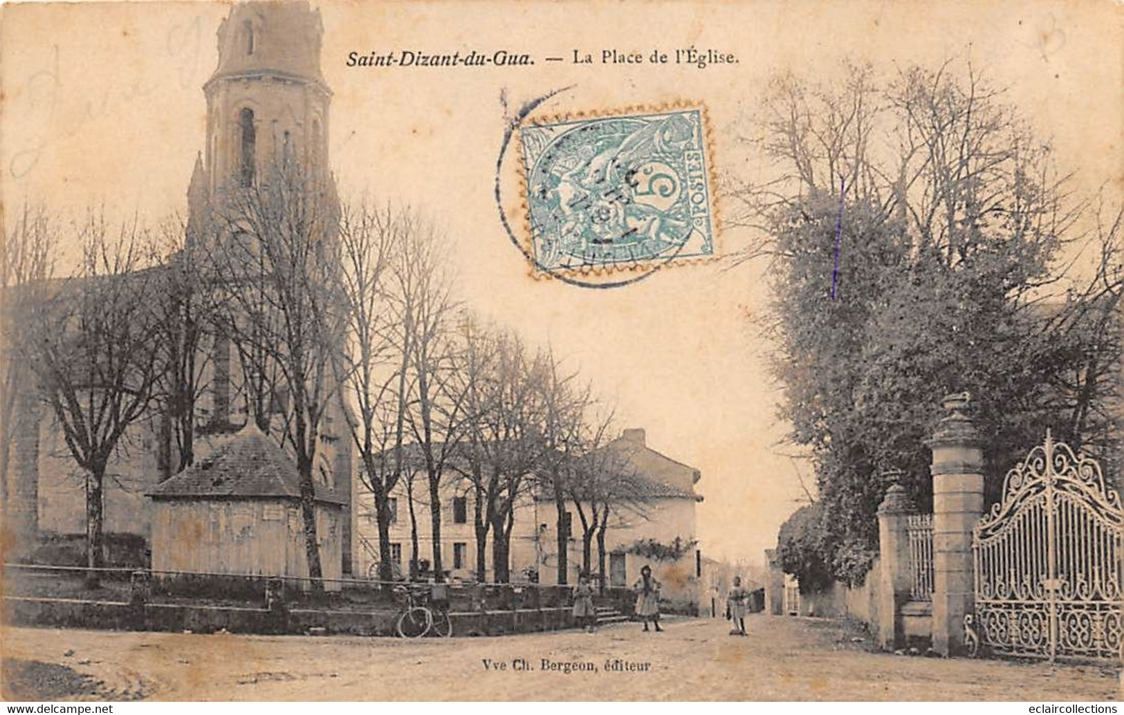 Saint Dizan Du Gua         17        La Place De L'église         (voir Scan) - Andere & Zonder Classificatie