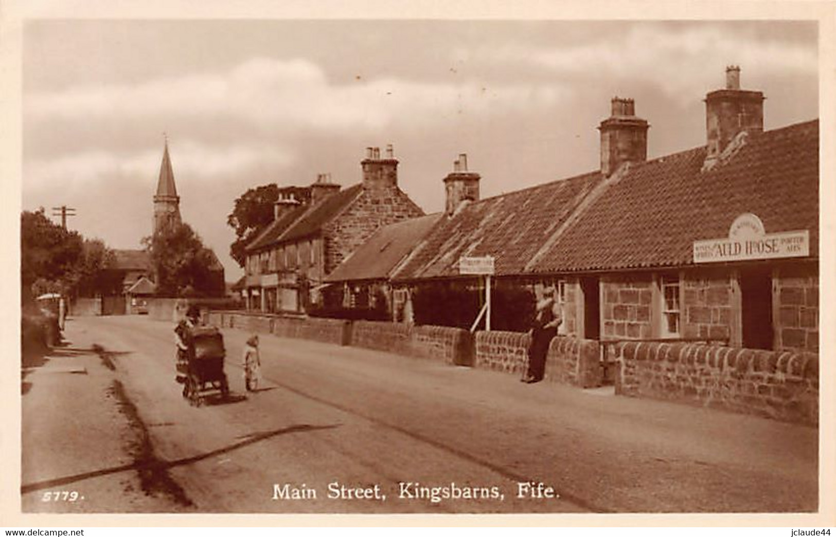 KINGSBARNS Main Street - Fife