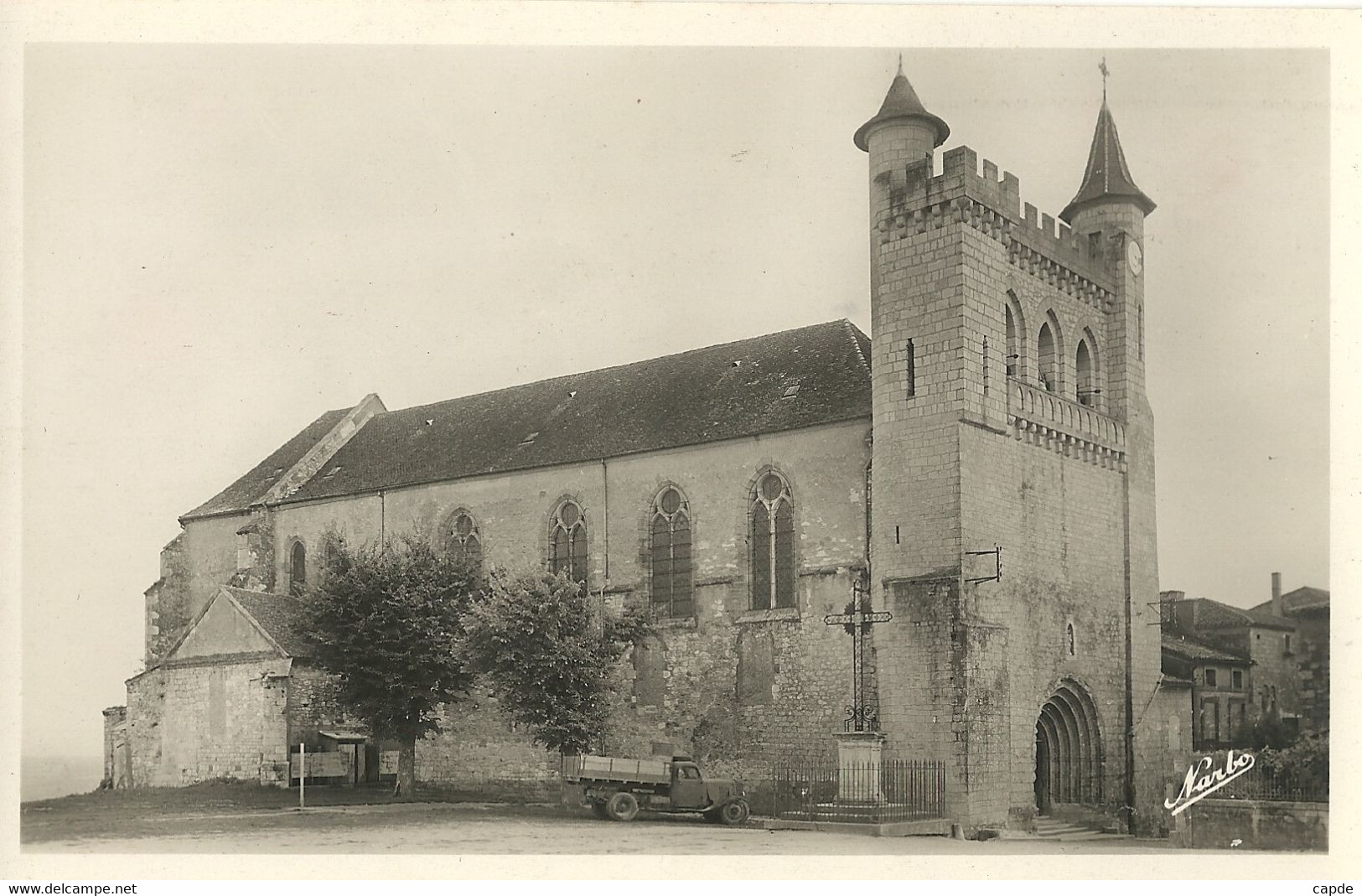 Monflanquin. - Eglise Saint-André. - Monflanquin