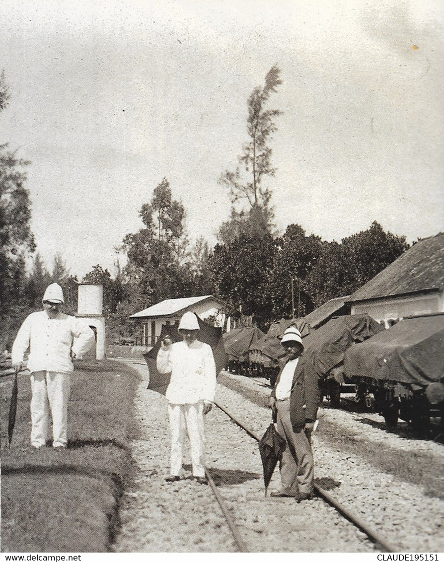 REUNION         CHEMINOTS   LA REUNION  MEMOIRE DU TRAM TRAIN - Outre-Mer