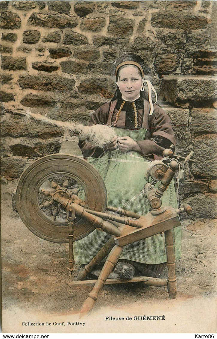 Guémené * Une Fileuse Du Pays * Rouet * Jeune Fille En Costume Et Coiffe * Coiffes Morbihan - Guemene Sur Scorff