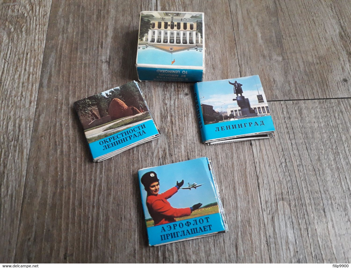 AEROFLOT Publiciteit Leningrad - Little Cardboard Box With 3 Small Pleated Folders - Cadeaux Promotionnels