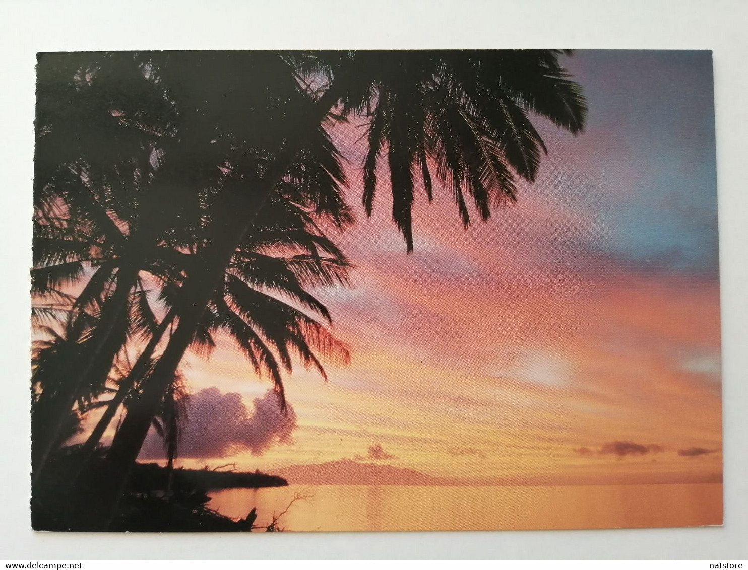 UNITED STATES.. VINTAGE  POSTCARD..HAWAII..SUNRISE, LEE SHORE OF MOLOKAI - Molokai