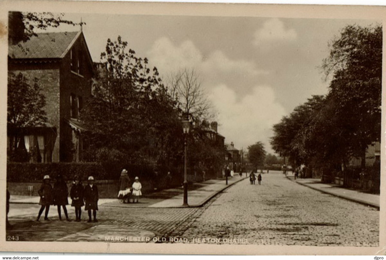 Manchester  Ols Road  Heaton Chapel - Manchester