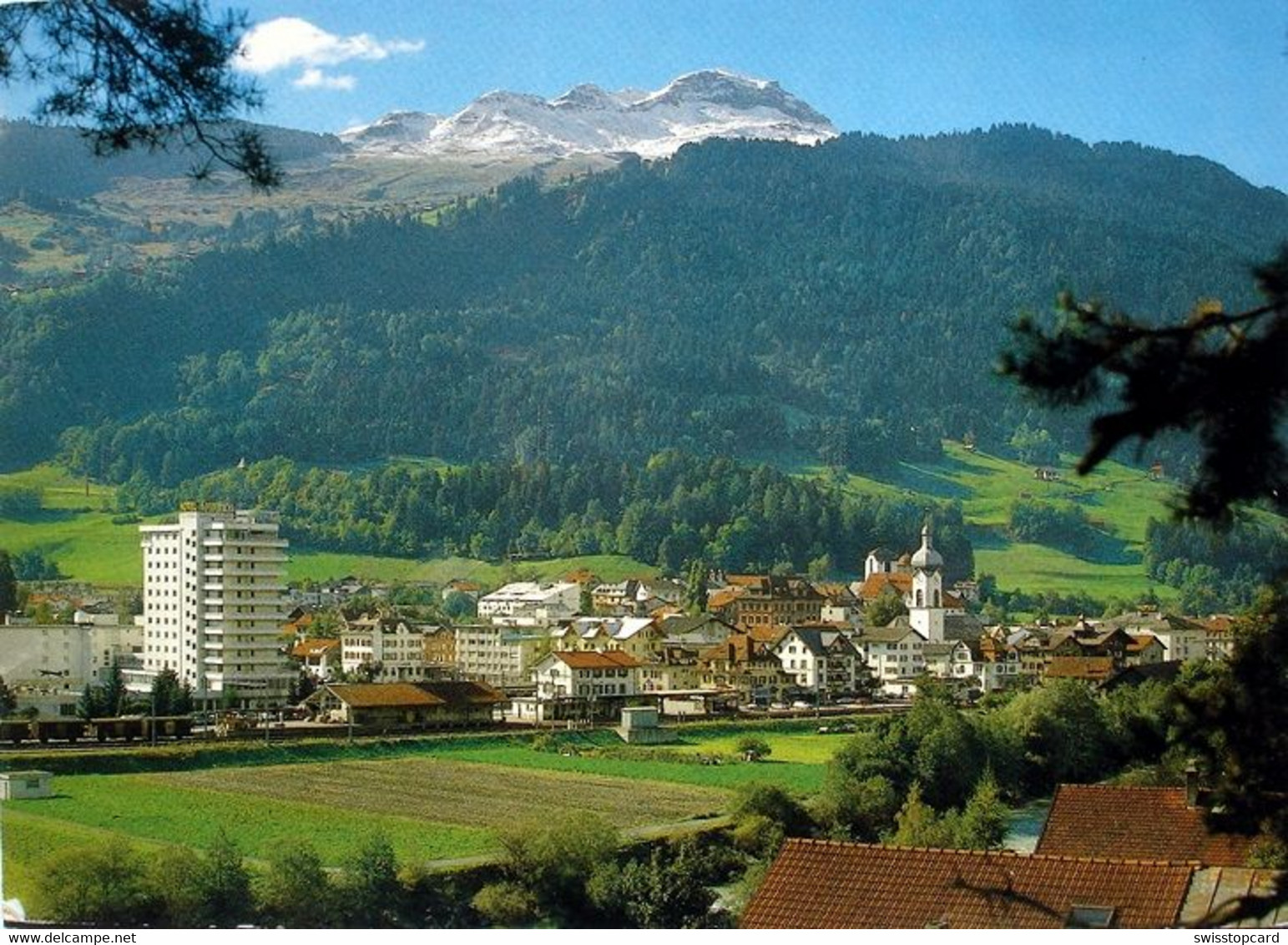 ILANZ Glion Surselva Bahnhof Mit Dem Piz Mundaun - Ilanz/Glion