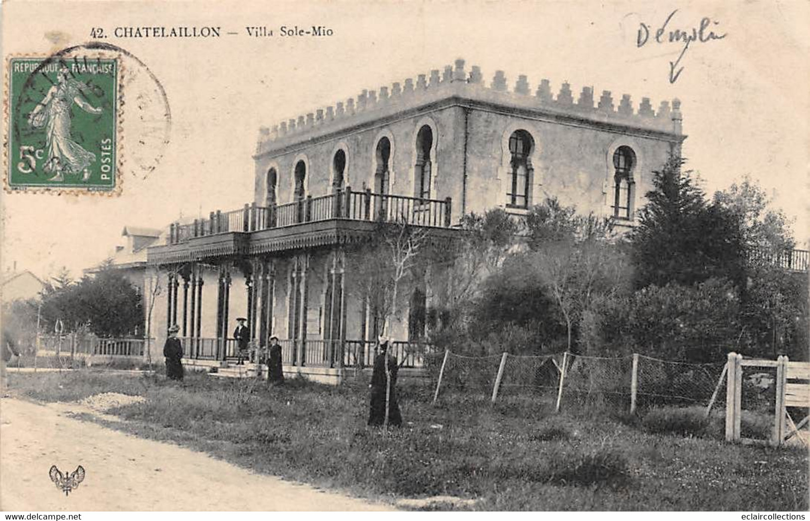 Chatelaillon      17     Lot De 17 Cartes Vues Diverses Rues. Coiffure. Pêche Aux Moules     (voir Scan) - Châtelaillon-Plage