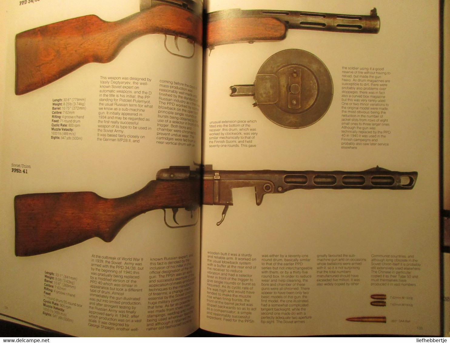 Modern Small Arms - Famous Military Firearms From 1873 To The Present Day - By Marjor F. Myatt - 1979 - Otros & Sin Clasificación