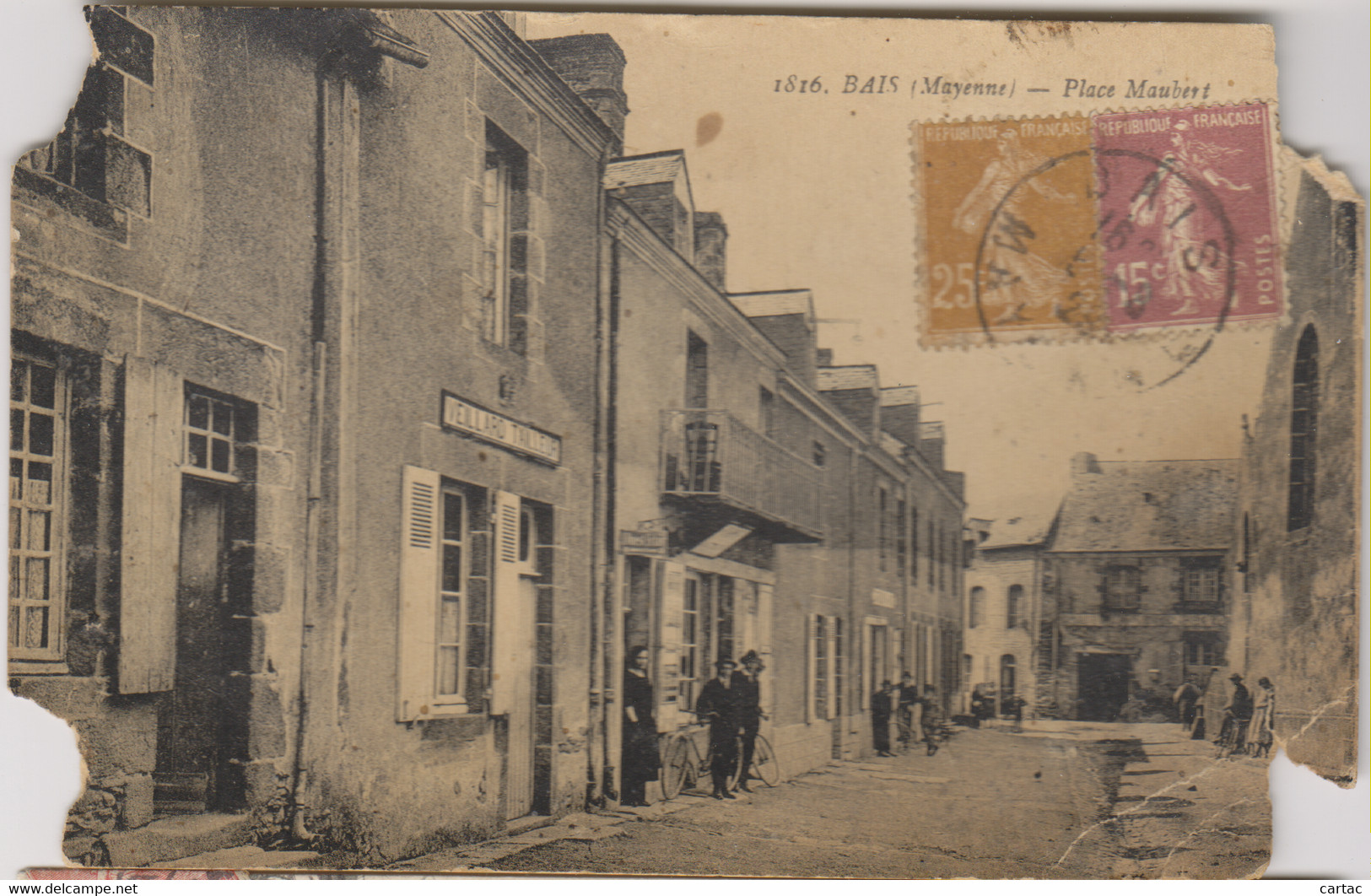 D53 - BAIS - PLACE MAUBERT - Plusieurs Personnes - Enfants - Cyclistes - Veillard Tailleur - Carte Sépia - Bais