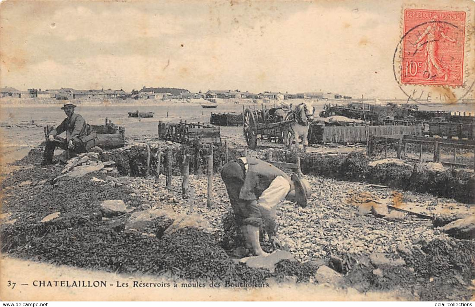 Chatelaillon         17             Un Réservoir A Moules Des Boucholeurs   (voir Scan) - Châtelaillon-Plage