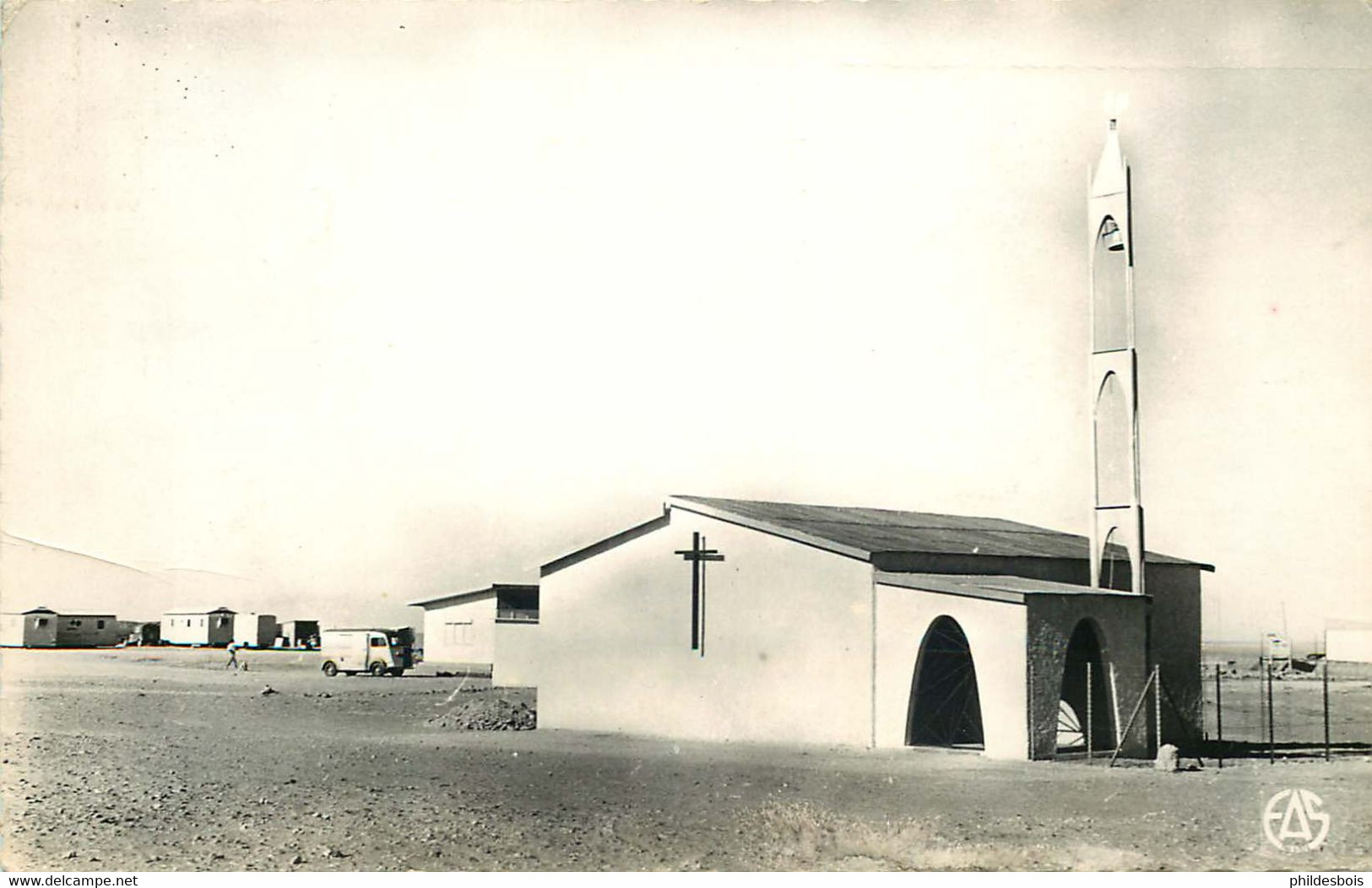 AFRIQUE  SAHARA  HASSI MESSAOUD église Notre Dame Des Sables - Sahara Occidentale