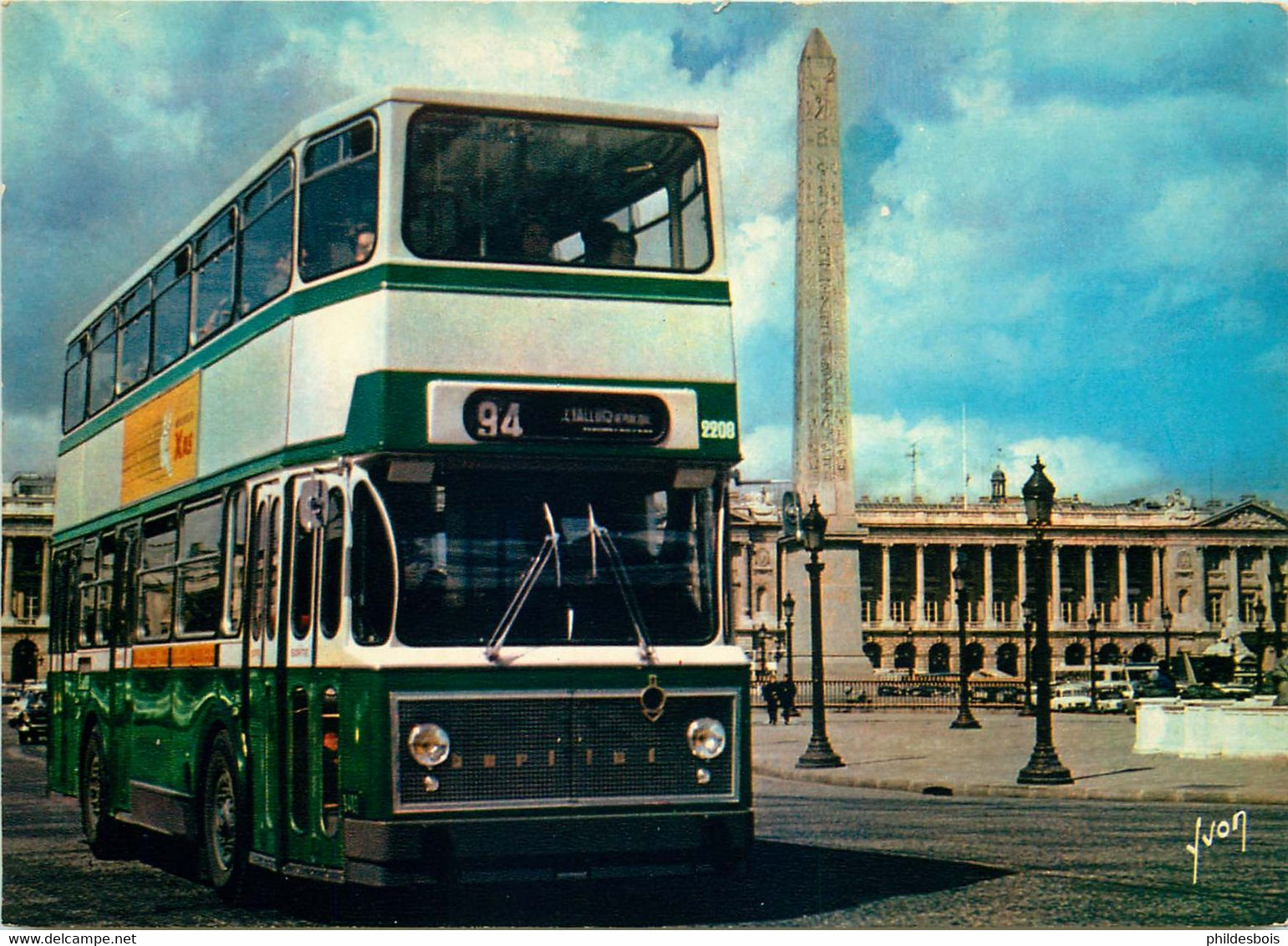 PARIS  Place De La Concorde AUTOBUS A L'imperiale - Buses & Coaches