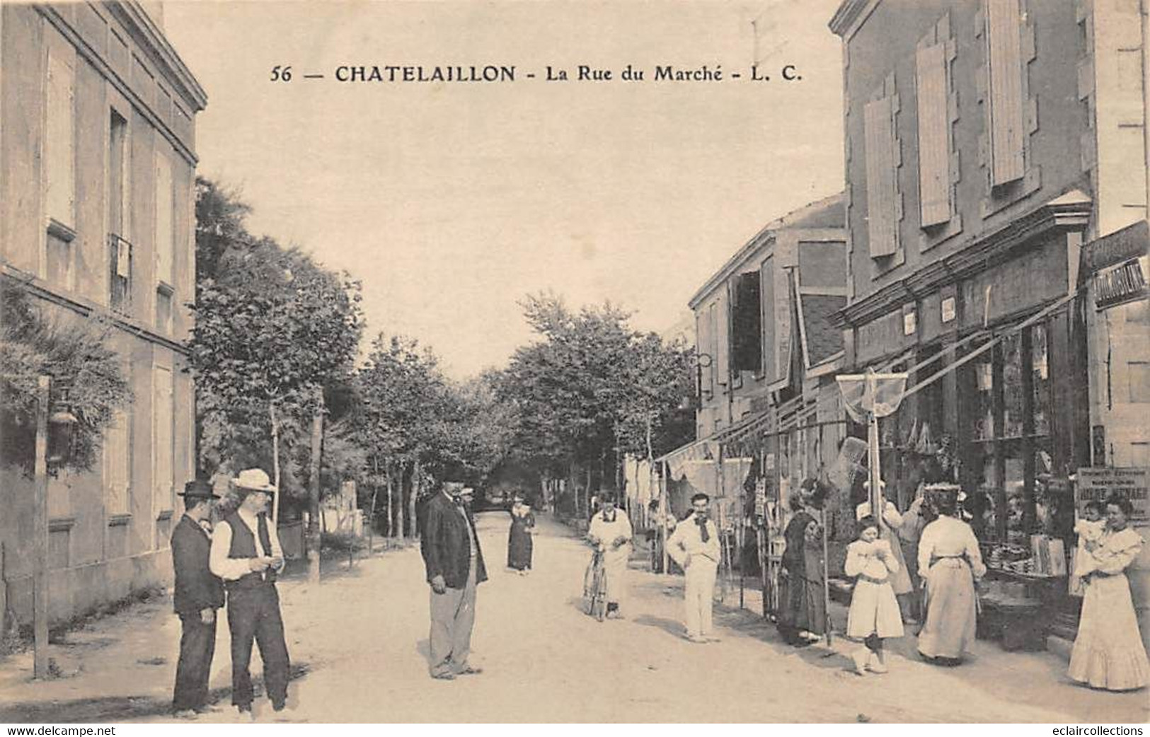 Chatelaillon         17         La Rue Du Marché             (voir Scan) - Châtelaillon-Plage
