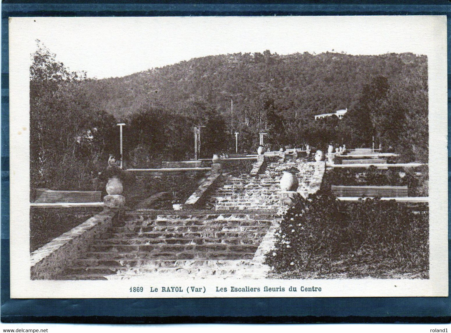 Le Rayol - Les Escaliers Fleuris Du Centre. - Rayol-Canadel-sur-Mer