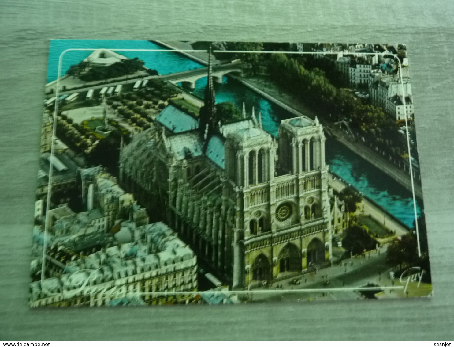 Paris - Vue Aérienne De La Cathédrale Notre-Dame - Editions Guy - Production Leconte - Année 1990 - - Notre Dame De Paris