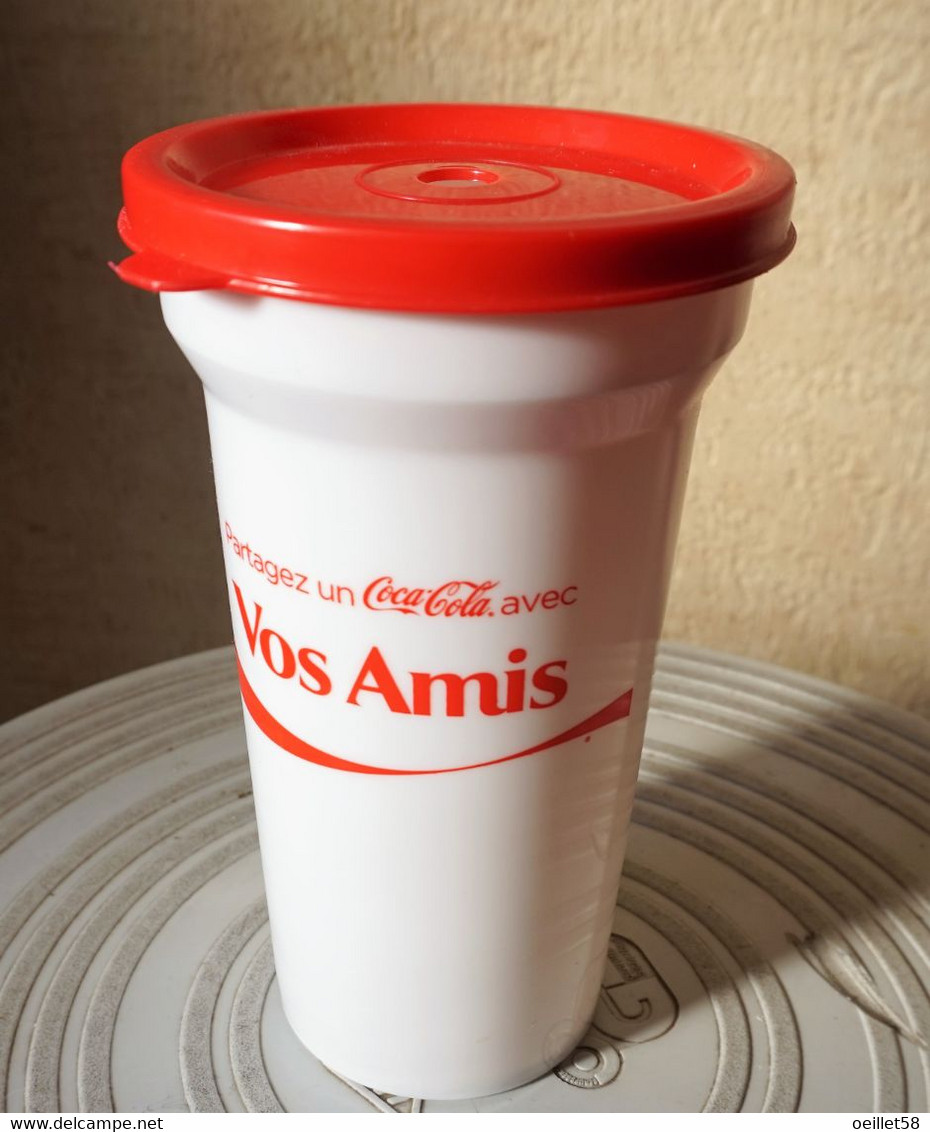 GOBELET EN PLASTIQUE COCA COLA - 15 Cm De Hauteur - Tazas & Vasos