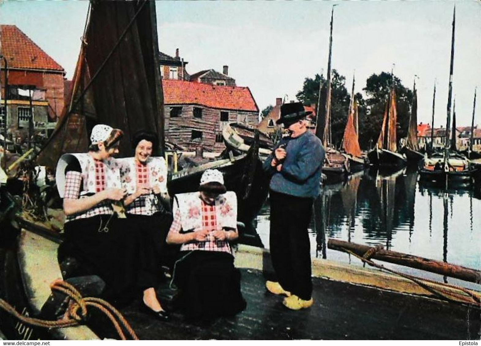 ► SPAKENBURG  HAVEN   Harbour   1960  Crochet Couturiere - Spakenburg