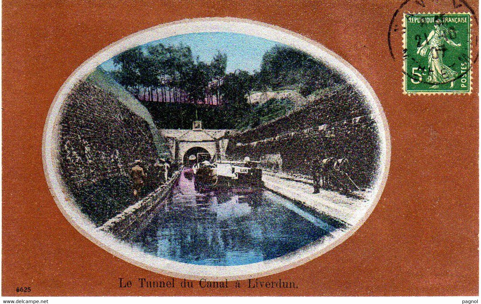 Canaux - Péniches : 54 : Liverdun : Le Tunnel Du Canal - Hausboote