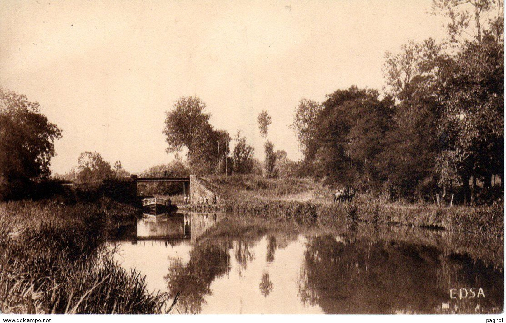 Canaux - Péniches : 58 : Asnois : Pont Du Canal - Embarcaciones