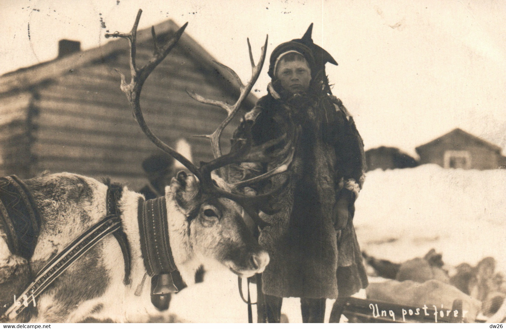 Carte-photo Postée En 1937 De Trondheim (Norvège) Renne Et Jeune Lapon Facteur (Una Postforer) - Norvège