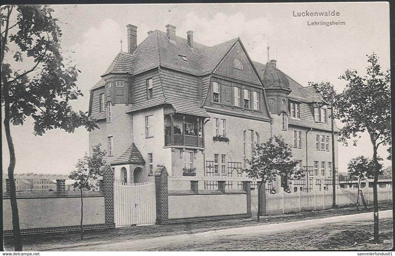 AK/CP Luckenwalde  Lehrlingsheim     Gel./circ. 1914  Erhaltung/Cond. 1-/2   Nr. 01247 - Luckenwalde