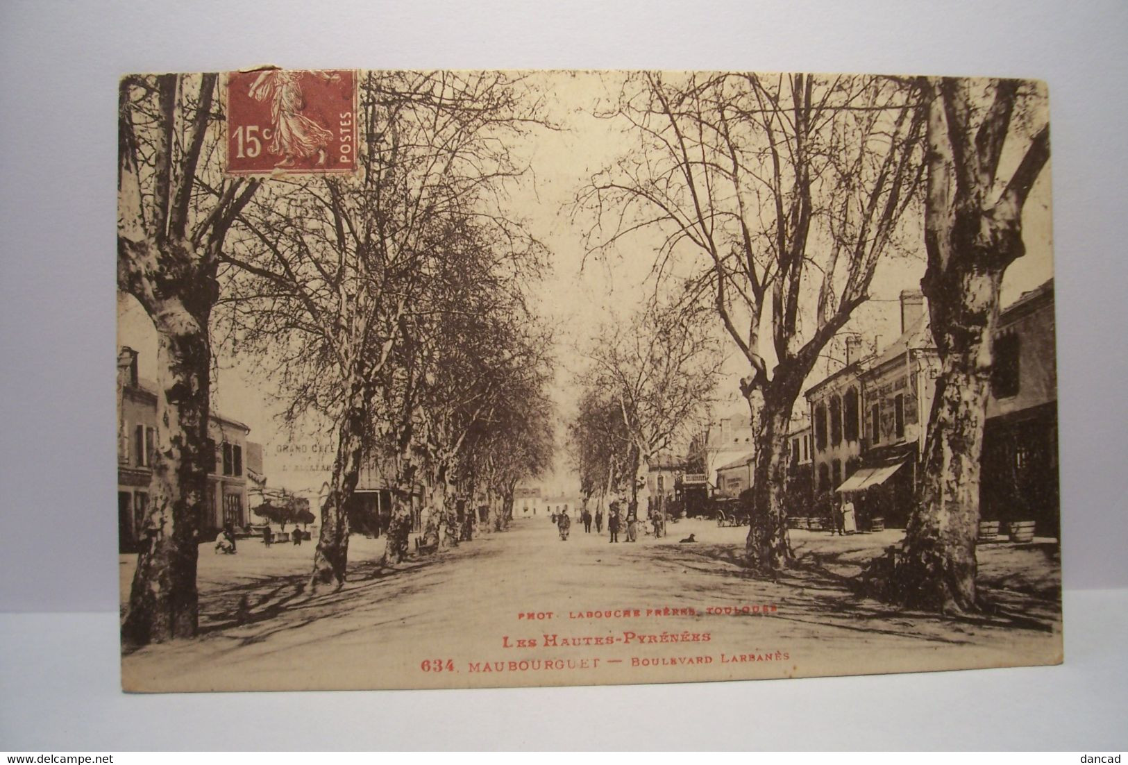 MAUBOURGUET    - Boulevard  Larbanès - Maubourguet