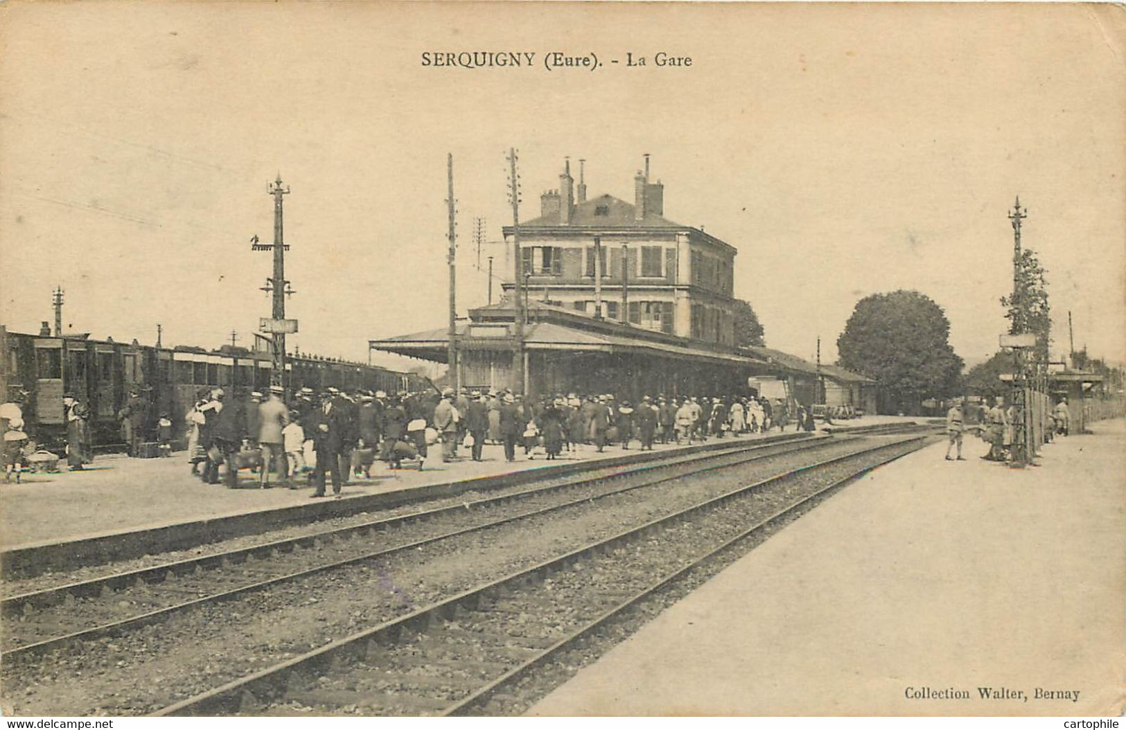 27 - SERQUIGNY - La Gare - Serquigny