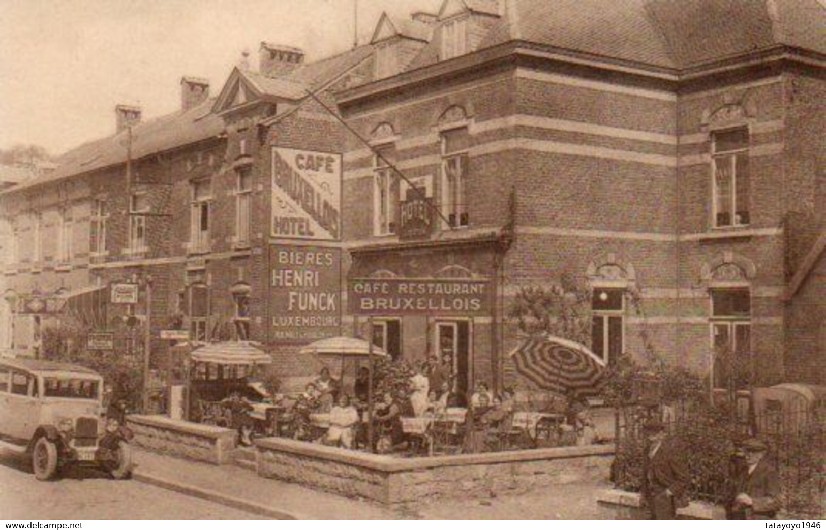 Hastière  Hotel Restaurant Bruxellois Bien Animée Old Timer N'a Pas Circulé - Hastière