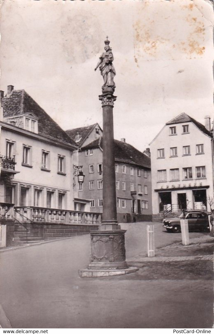 1698 - Deutschland - Buchen Im Odenwald , Mariensäule , Apotheke , Auto - Gelaufen - Buchen