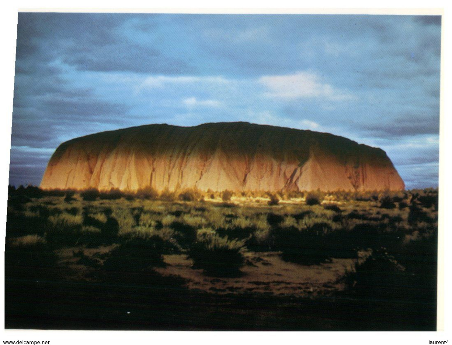 (Y 16) Australia - NT - Central Australia (2 Postcards) - The Red Centre