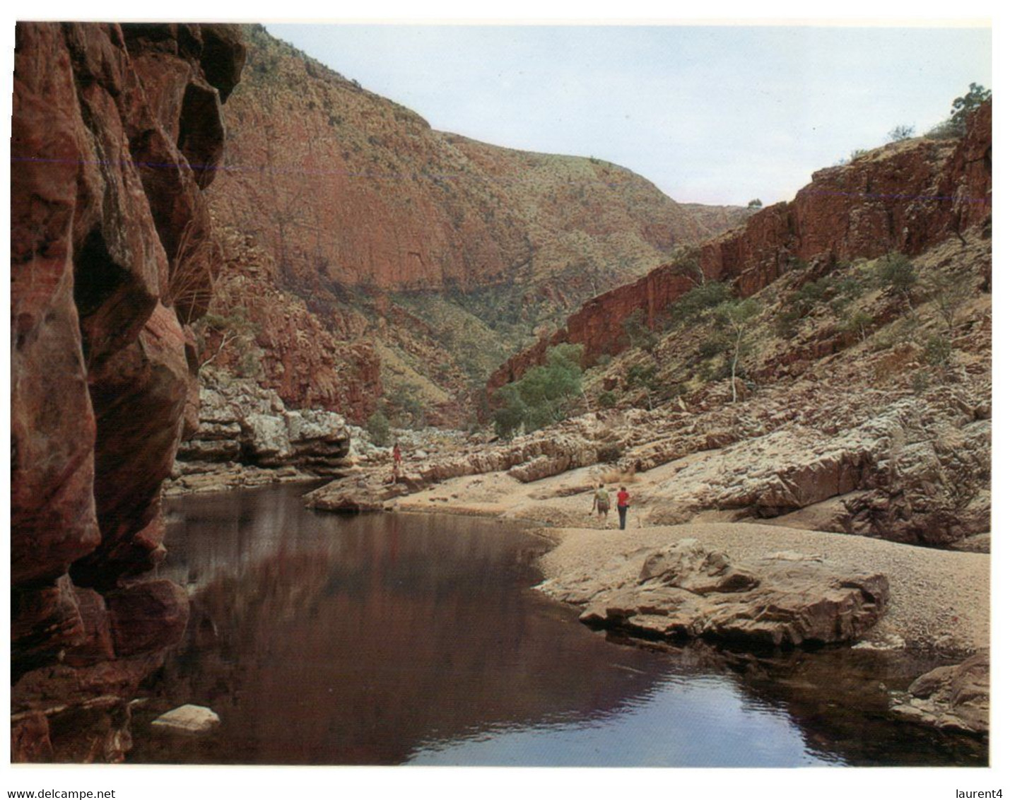 (Y 16) Australia - NT - Central Australia (2 Postcards) - The Red Centre