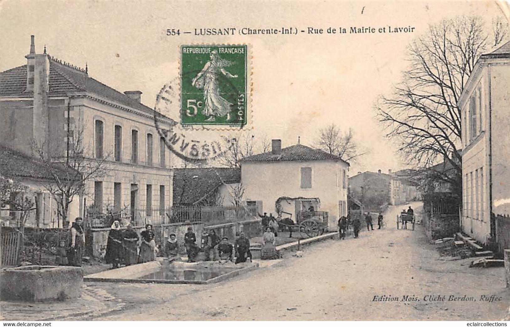 Lussant           17         Rue De La Mairie Et Le Lavoir         (voir Scan) - Sonstige & Ohne Zuordnung