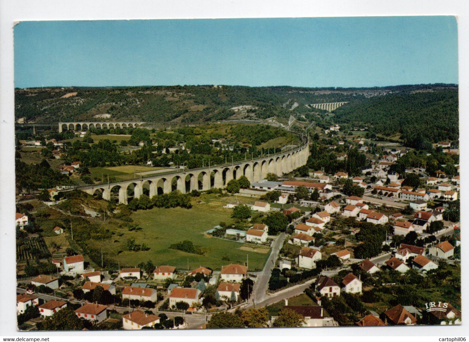 - CPM SOUILLAC (46) - Les Viaducs 1971 (vue Aérienne) - Editions IRIS N° 22 - - Souillac