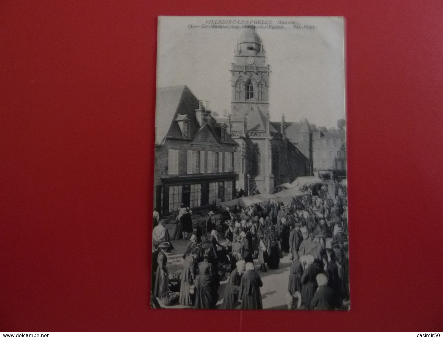 VILLEDIEU LES POÊLES LE MARCHE AUX OEUFS ET L'EGLISE - Villedieu