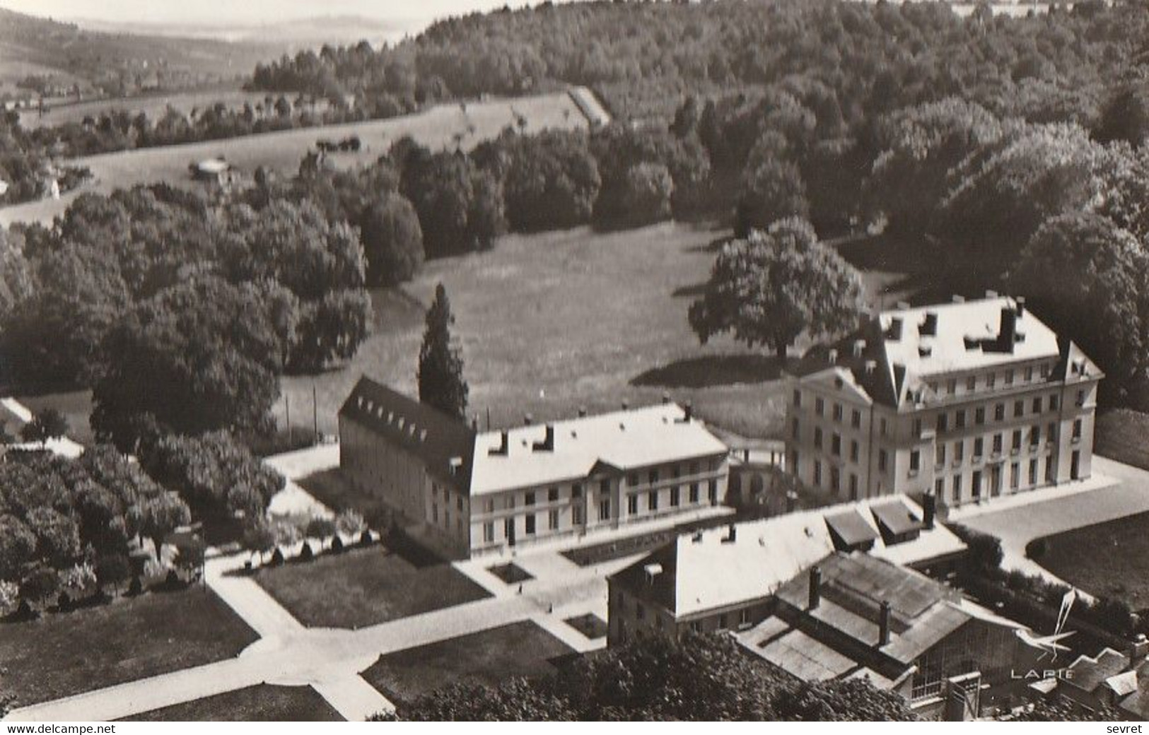 SAINT-MARTIN-d-ABLOIS.- Le Séminaire Des Missions CPM Tour Dentelé Pas Courante - Other & Unclassified