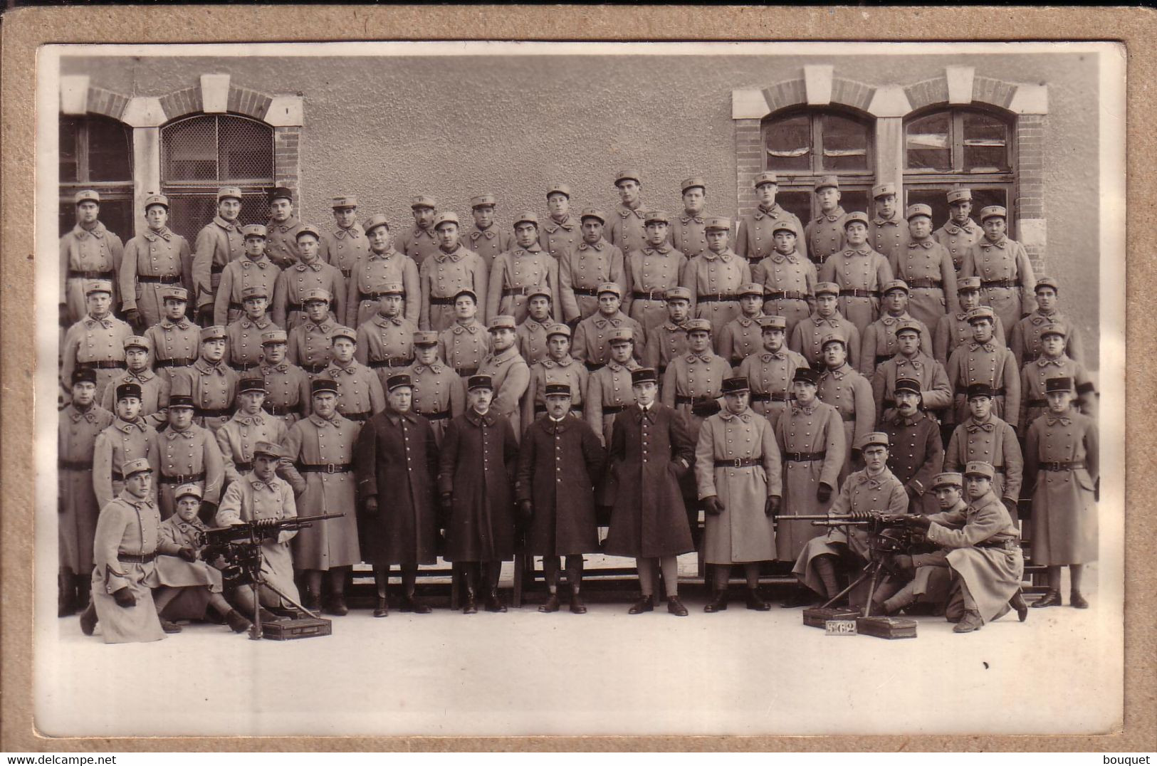 CÔTE D'OR - DIJON - MILITARIA - CARTE PHOTO - 27 EME REGIMENT D'INFANTERIE - CASERNE JUNOT - MITRAILLEUSES HOTCHKISS - Reggimenti