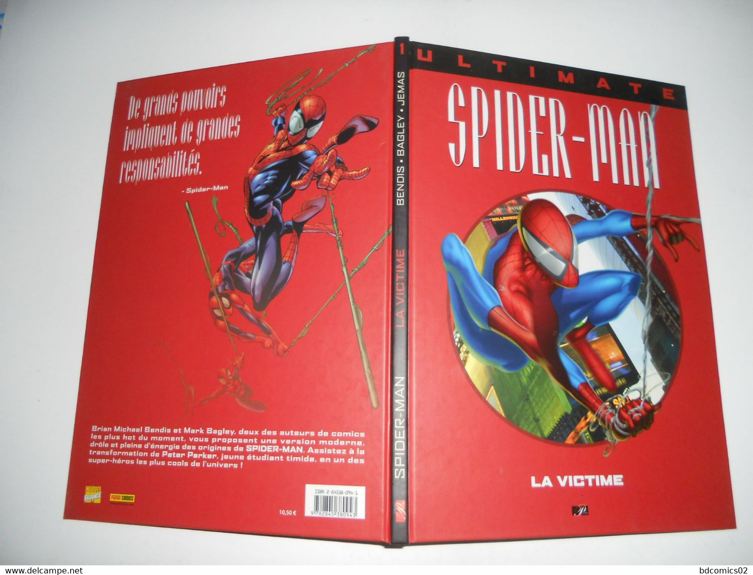Ultimate Spider-Man Tome 1 - La Victime Format Broché  , Couverture Cartonnée )  Marvel Prestige - Spiderman