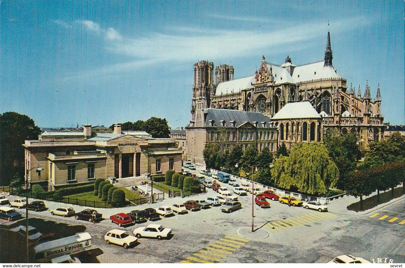 REIMS. - La Cathédrale Et Le Palais Archiépiscopal - Reims