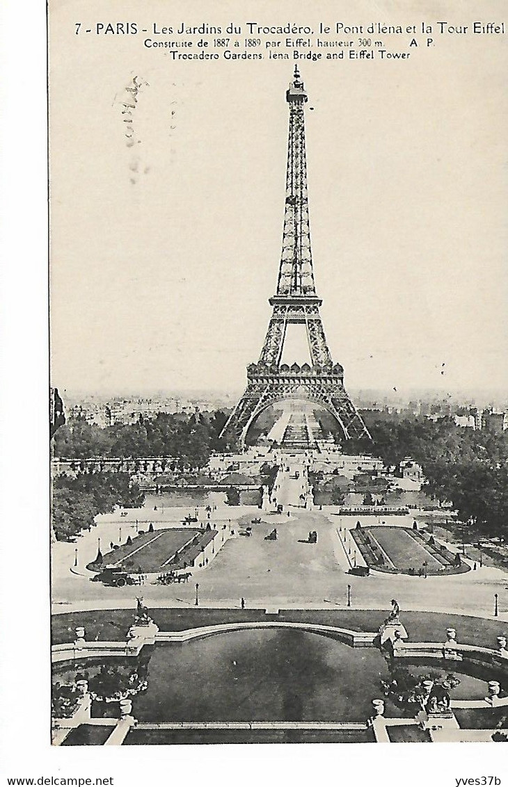 PARIS - Les Jardins Du Trocadéro, Le Pont D'Iena Et La Tour Eiffel - Tour Eiffel