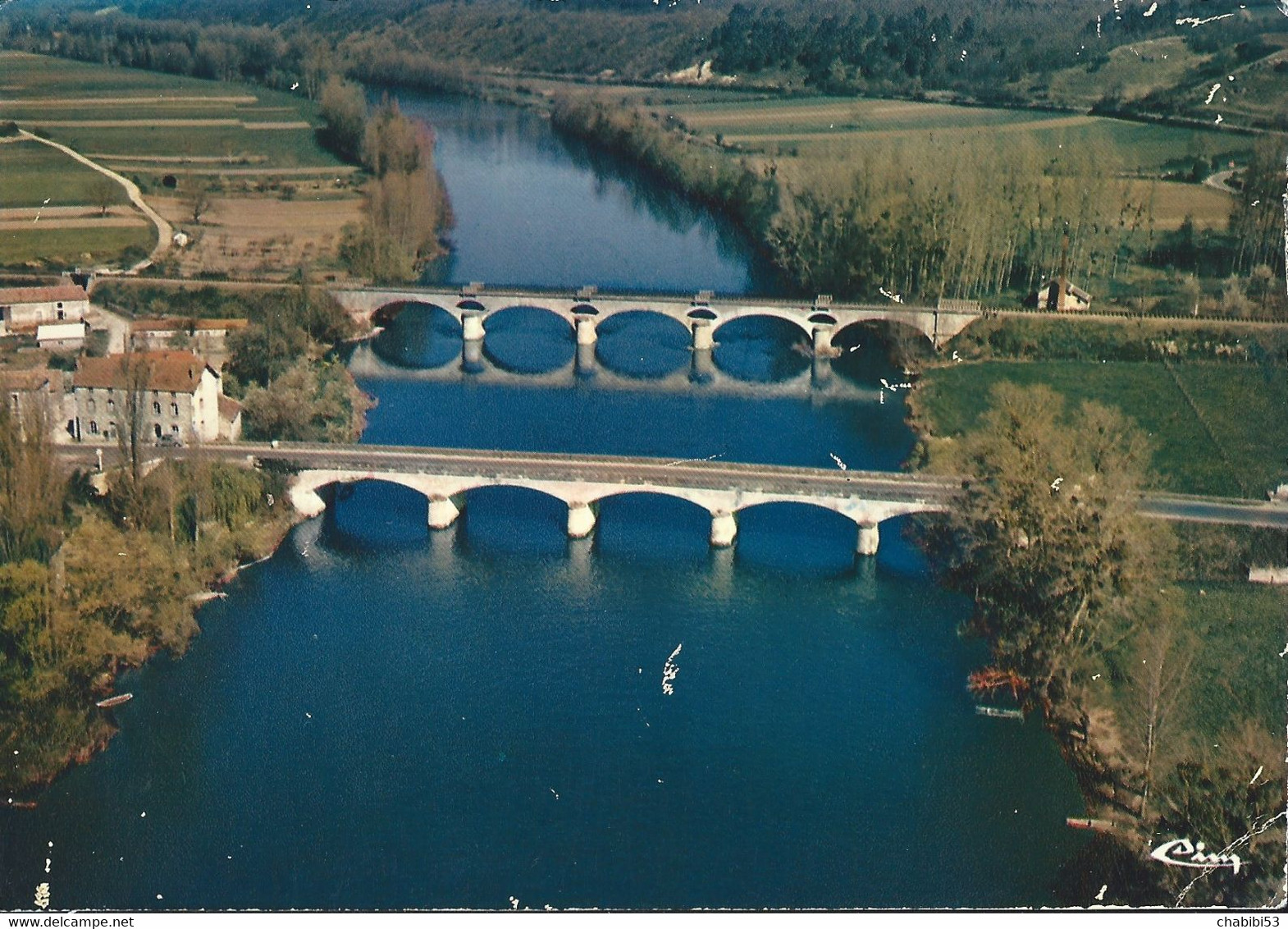 86 - LUSSAC Les CHATEAUX - Vue Aérienne - Les Deux Ponts - Lussac Les Chateaux