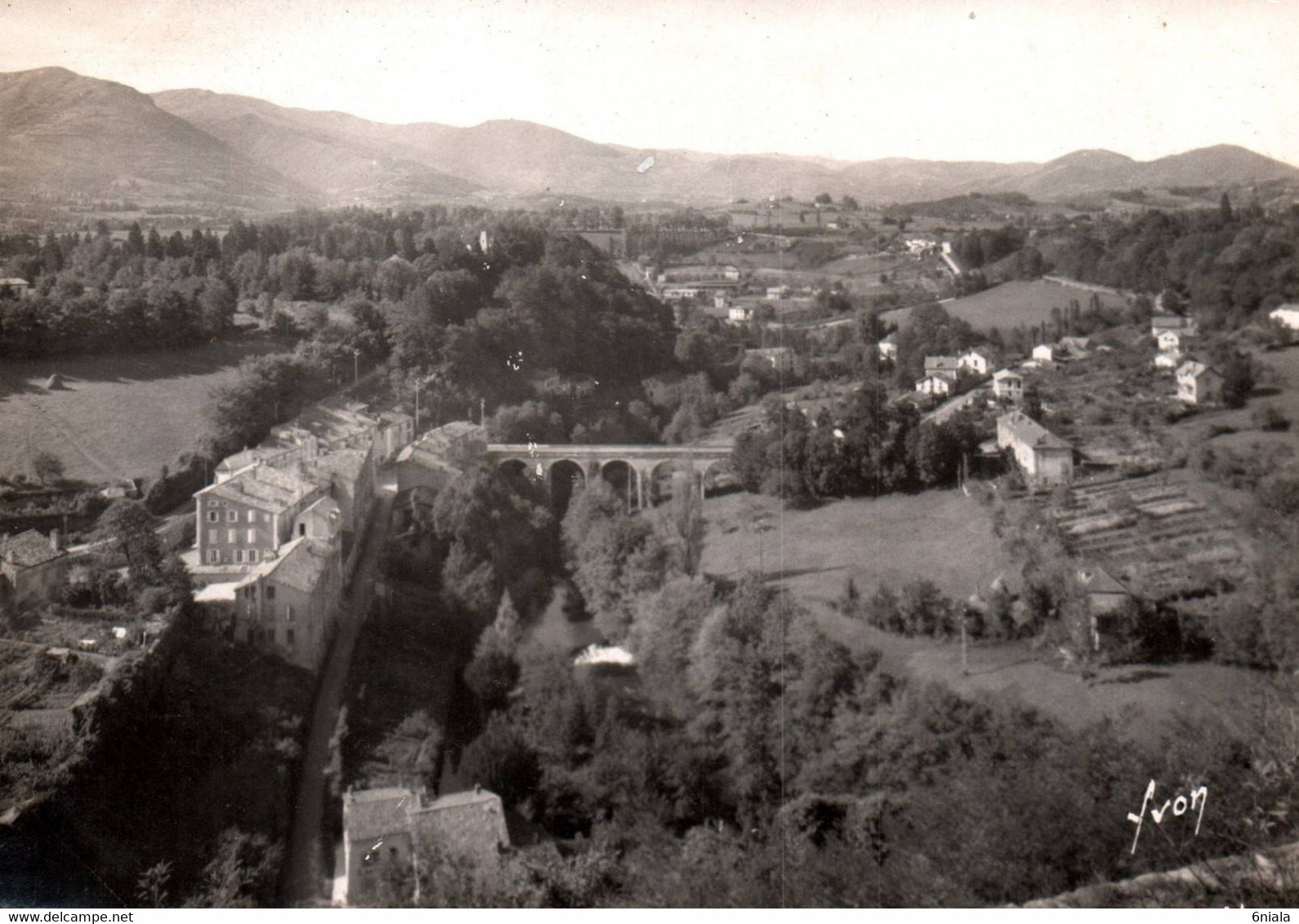 5002 Carte Postale FOIX  La Vallée De La Barguillére   Vue Du Château Comtal     09 Ariège - Foix